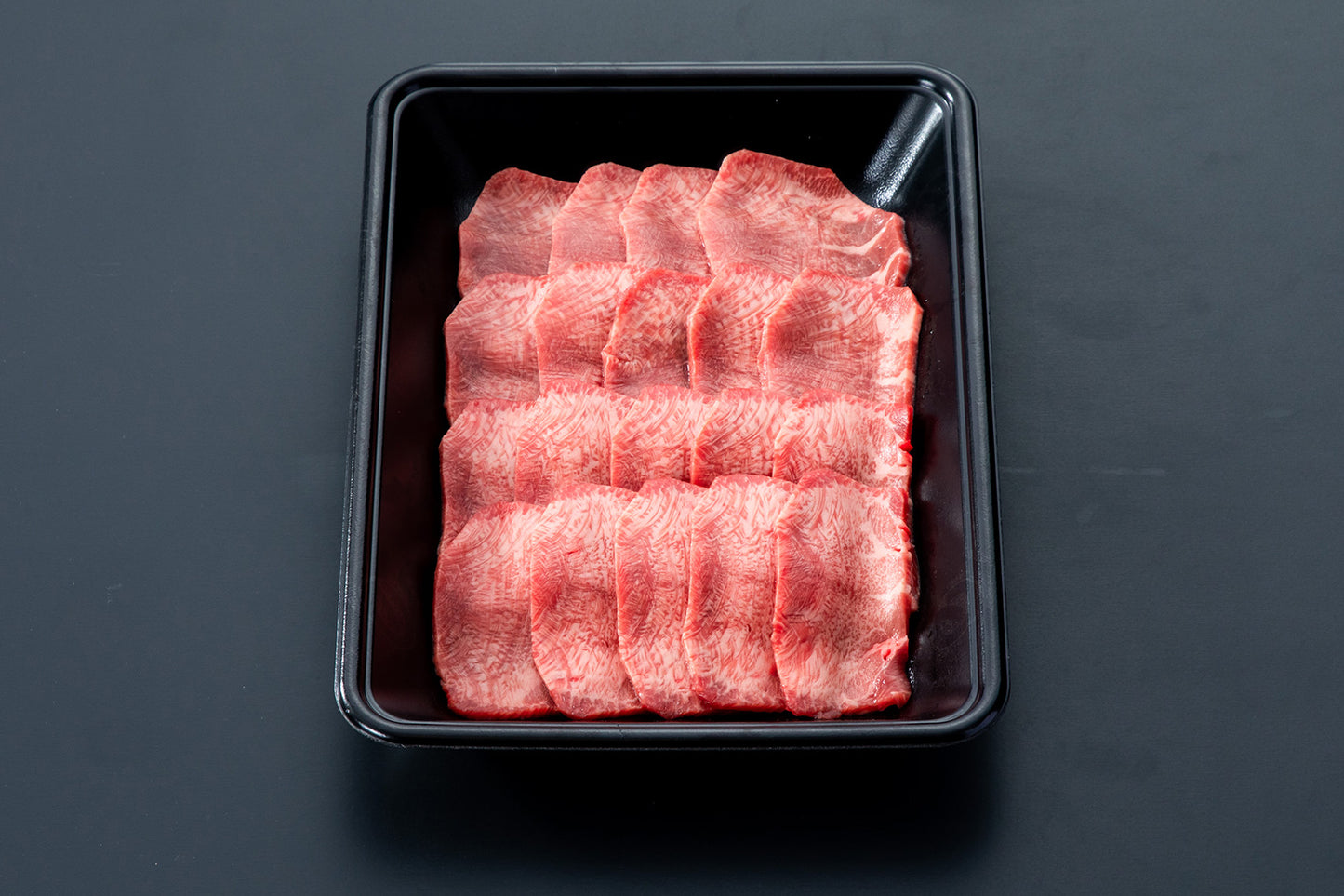 【極上】牛タン | 厚切り – お肉のマルシェ中王